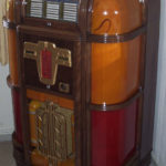 1939 ROCK-OLA STANDARD LIGHT UP JUKEBOX