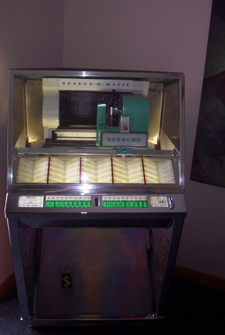 Seeburg L100 Jukebox 1957